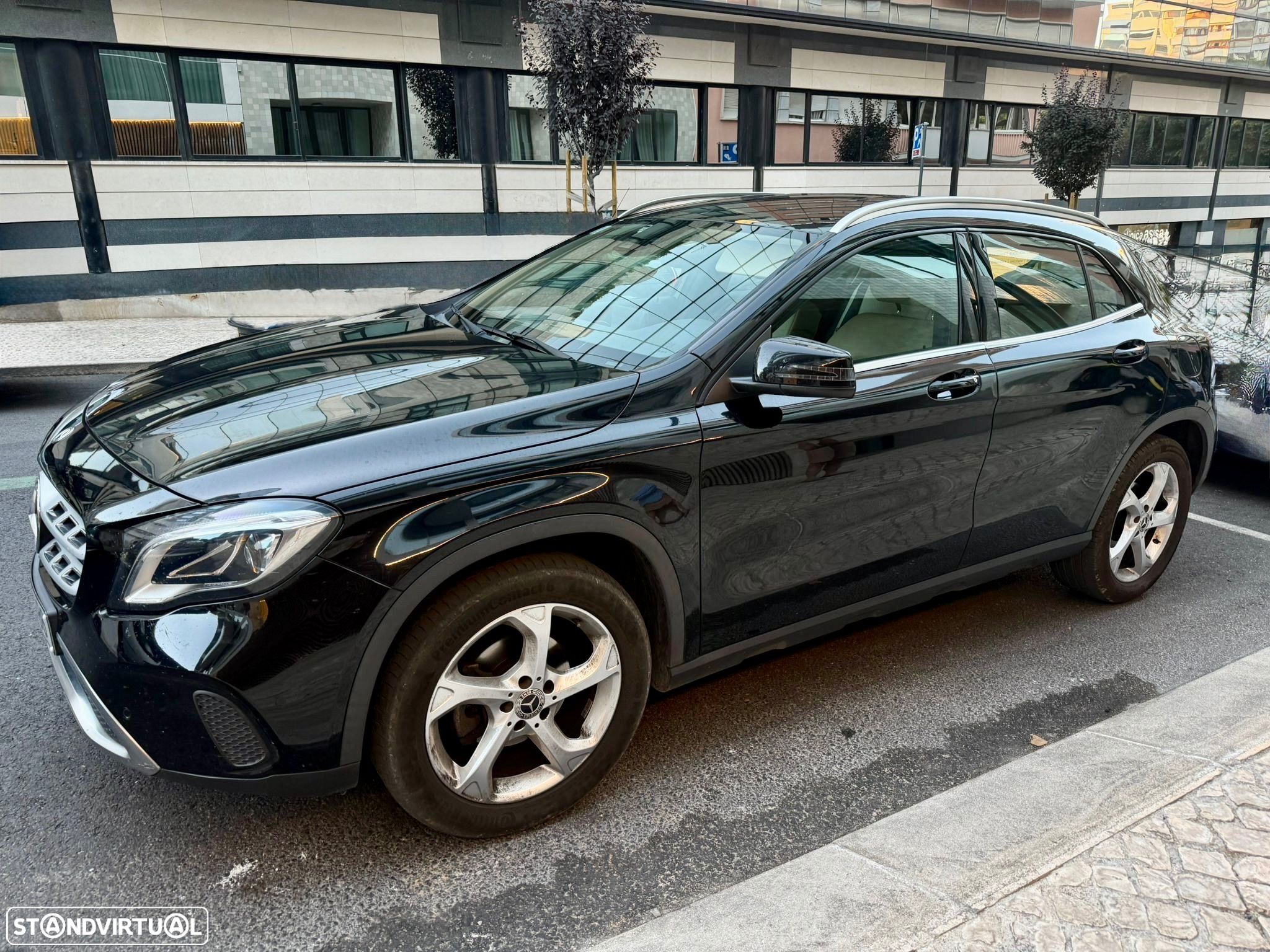 Mercedes-Benz GLA 180 d Urban Aut. - 1