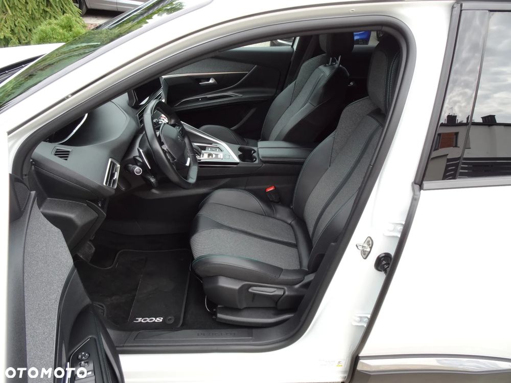 Peugeot 3008 1.5 BlueHDi Allure Pack S&S EAT8 - 21