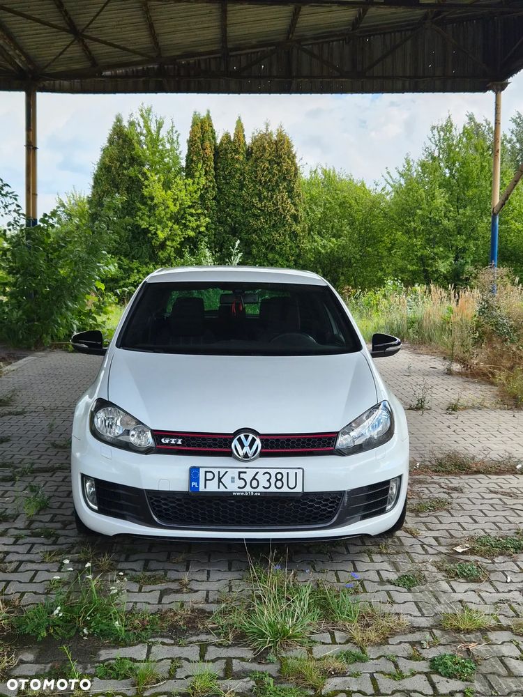 Volkswagen Golf 2.0 GTI - 2