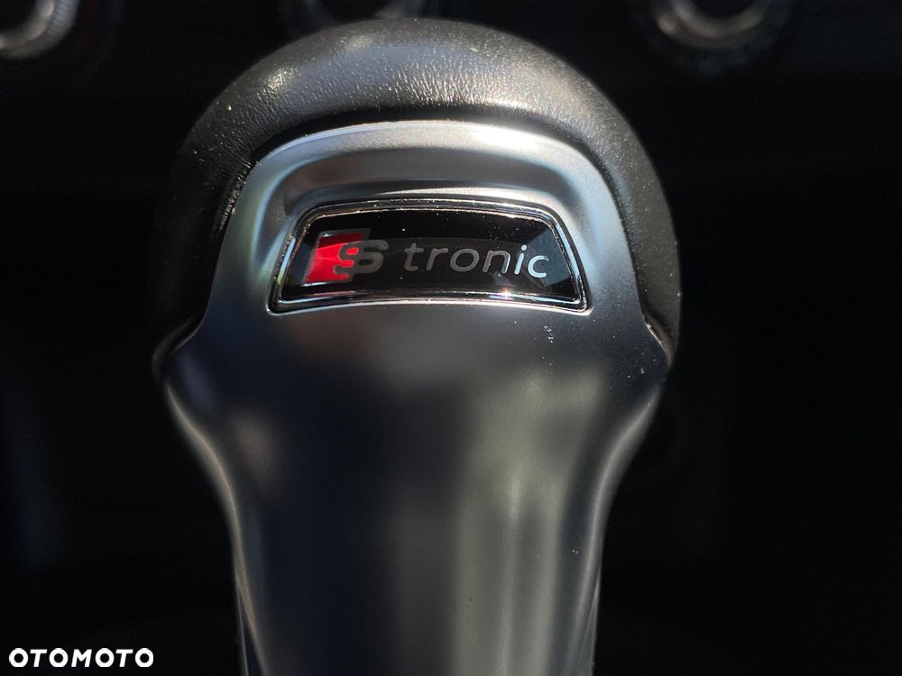 Audi A3 Sportback 30 TFSI S tronic design - 29