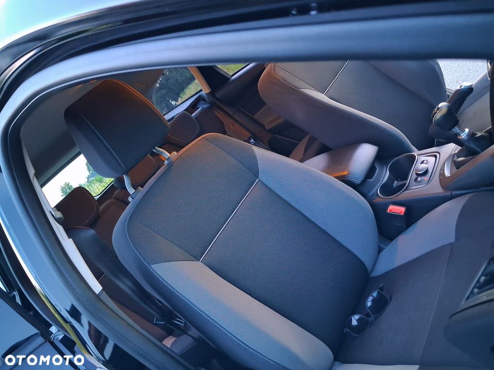 Ford Focus 1.0 EcoBoost Titanium - 6