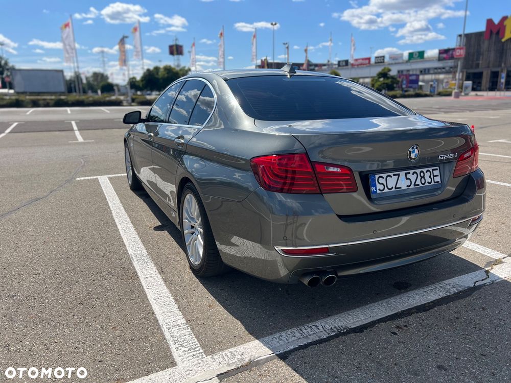 BMW Seria 5 - 12