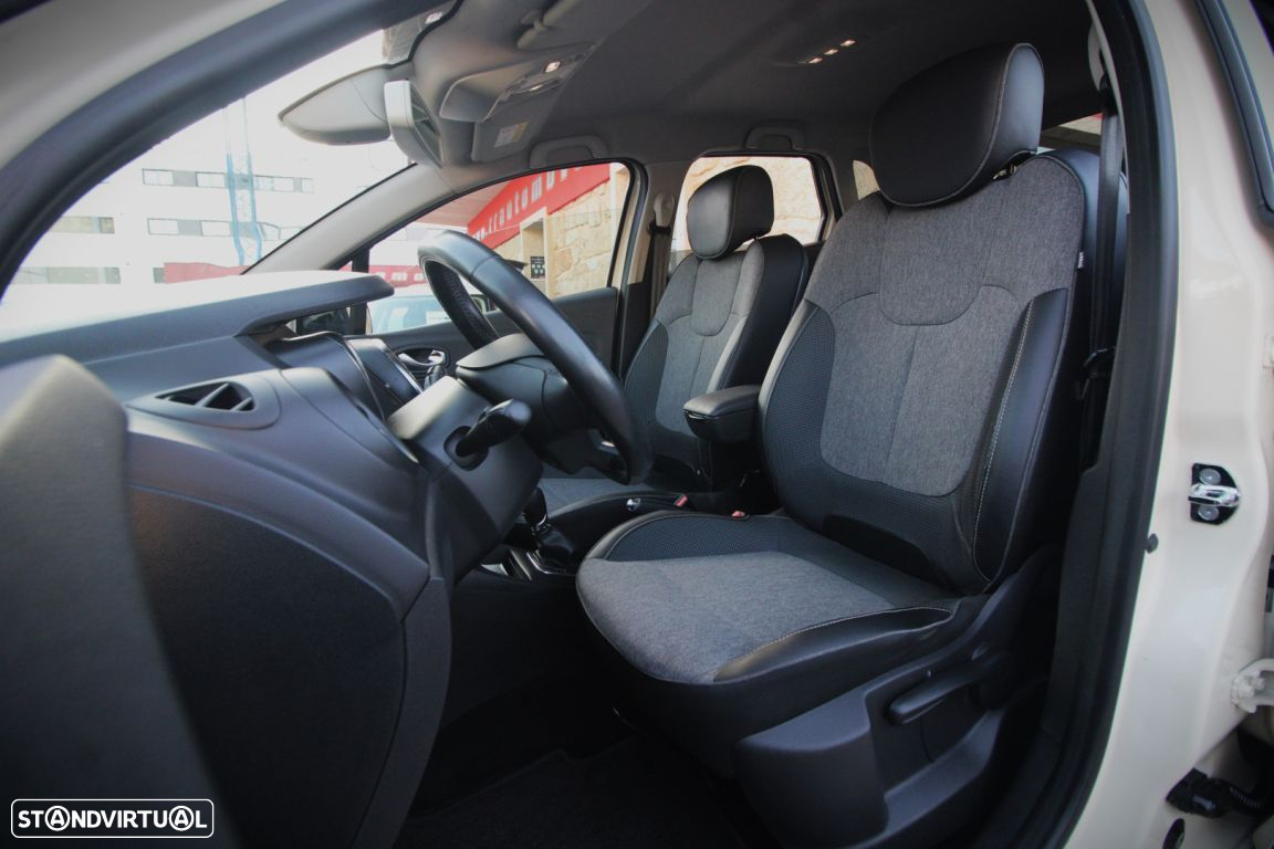 Renault Captur - 16
