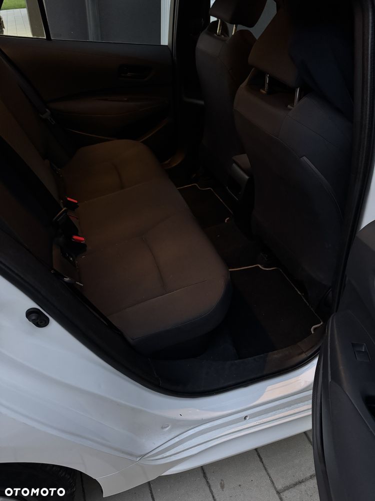 Toyota Corolla - 9