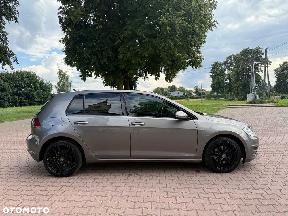 Volkswagen Golf VI 1.6 TDI Comfortline - 15