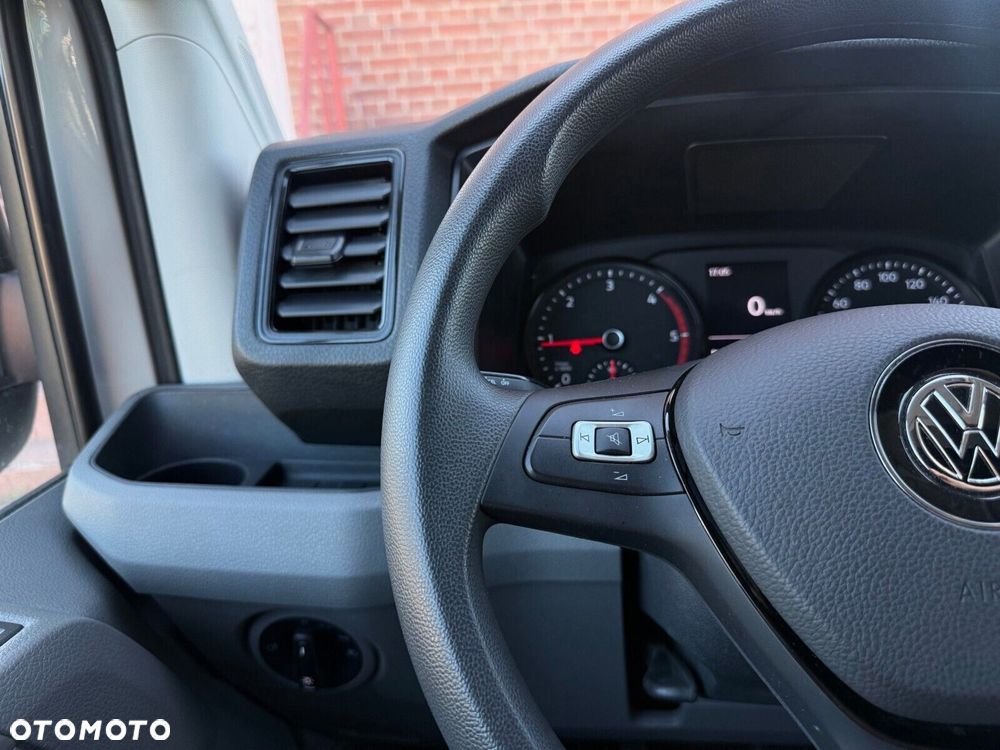 Volkswagen Crafter 35 furgon 140KM 3640 - 14