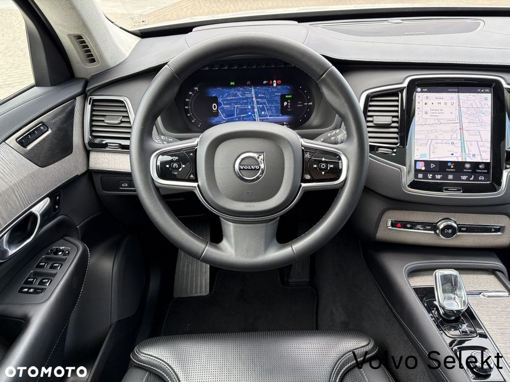 Volvo XC 90 - 22