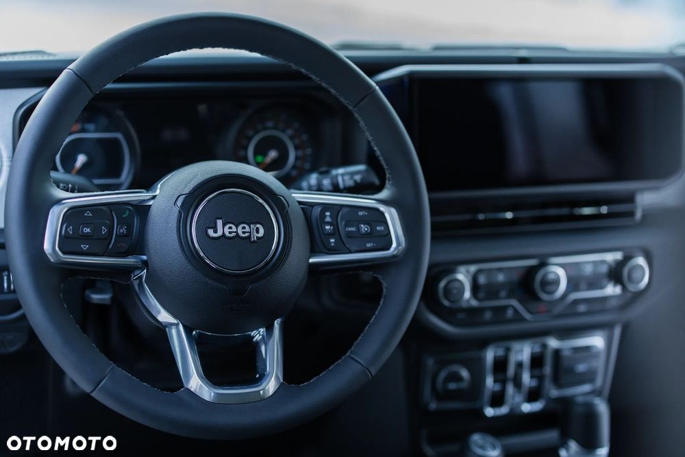 Jeep Wrangler Unlimited GME 2.0 Turbo Sahara - 11