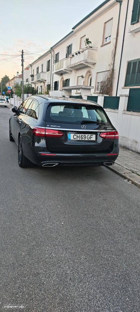 Mercedes-Benz E 300 de 4Matic 9G-TRONIC Exclusive - 27