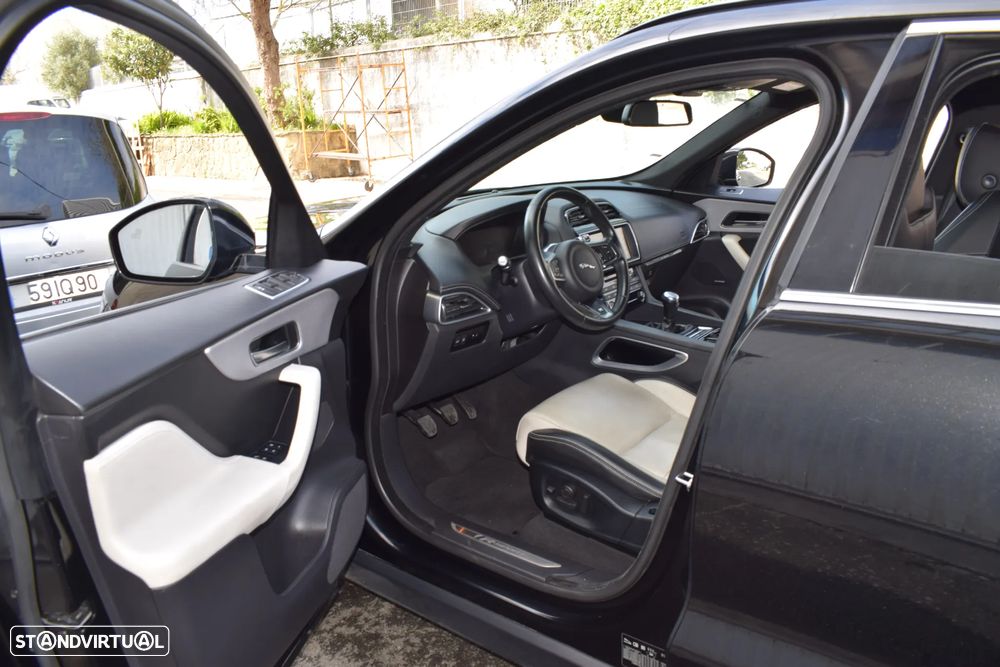 Jaguar F-Pace 2.0 i4D R-Sport - 6