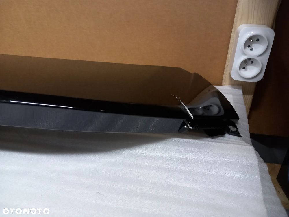 Spojler klapy tył z lampą stop MAZDA CX30 DFR5-B0966 Warszawa - 6