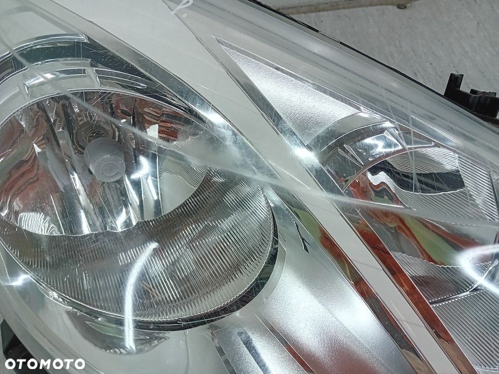 LAMPA PRZÓD PRAWA CITROEN C3 II 9673814380 - 7