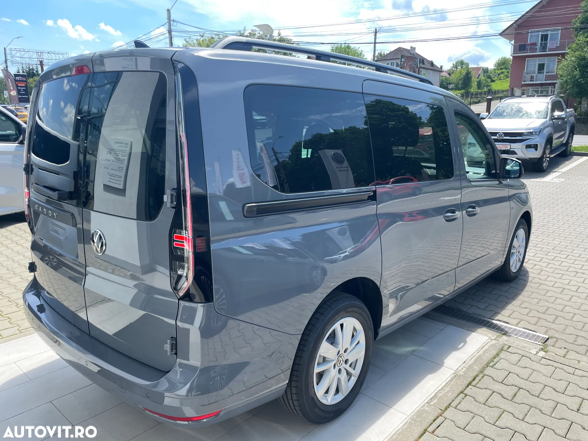 Volkswagen Caddy Maxi 2.0 TDI 75 kW Life - 4