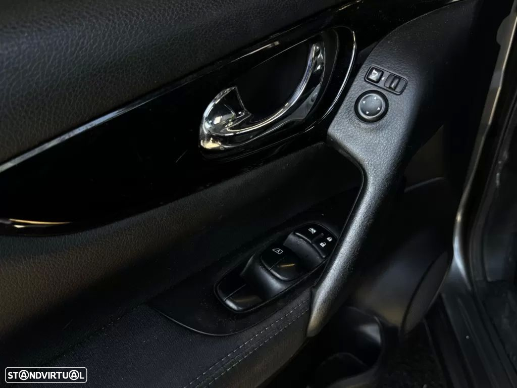 Nissan Qashqai 1.5 dCi Acenta Connect - 27