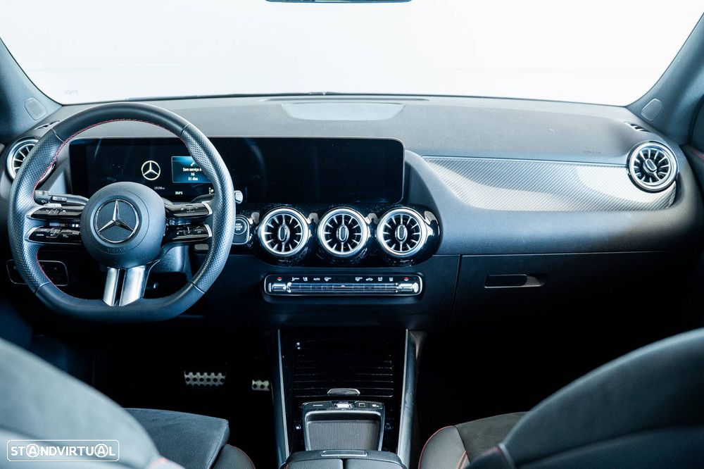 Mercedes-Benz GLA 250 e AMG Line - 14