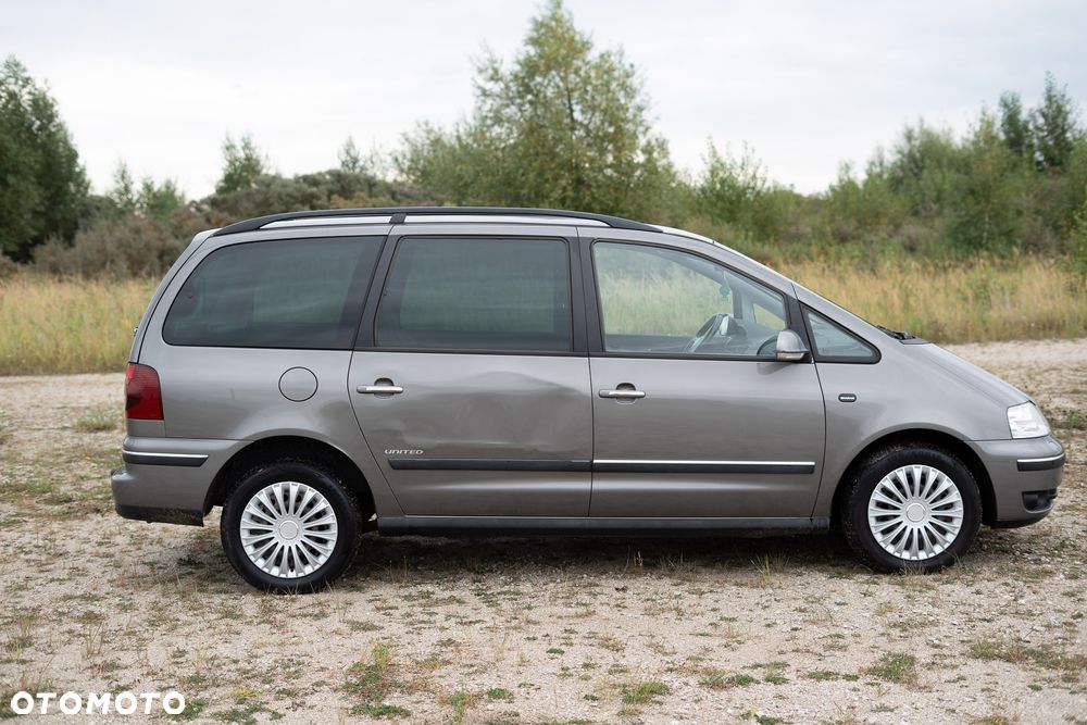 Volkswagen Sharan 2.0 TDI 4MOTION Blue Motion Life - 6