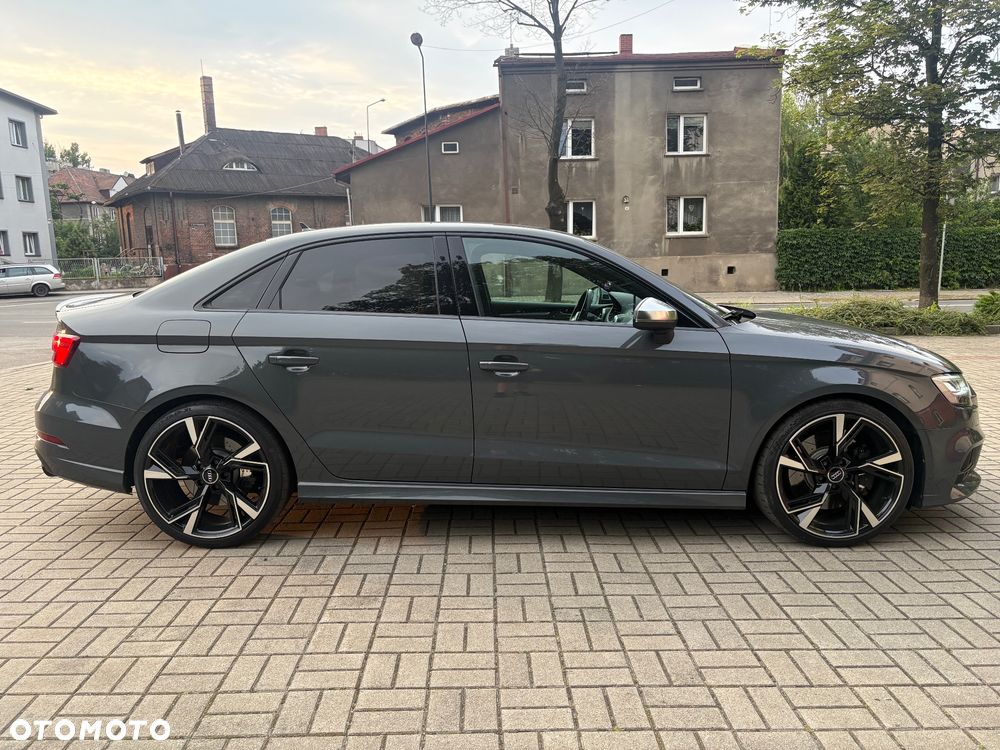 Audi S3 S tronic - 5