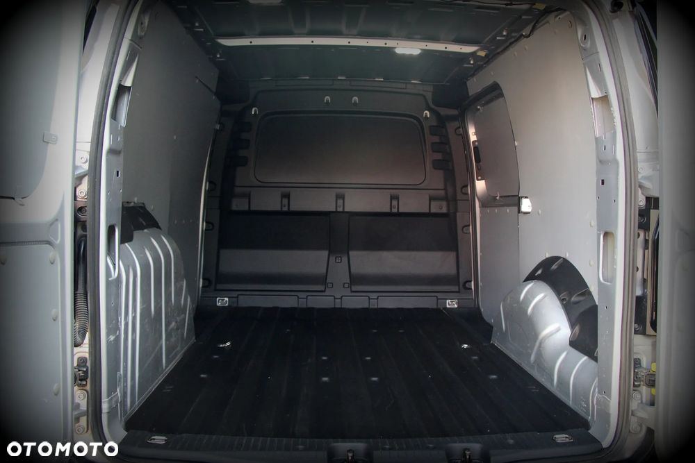 Volkswagen CADDY MAXI - 28