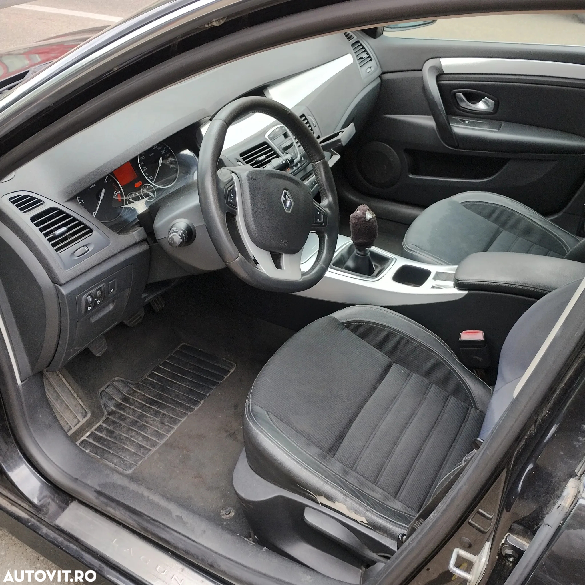 Renault Laguna - 8