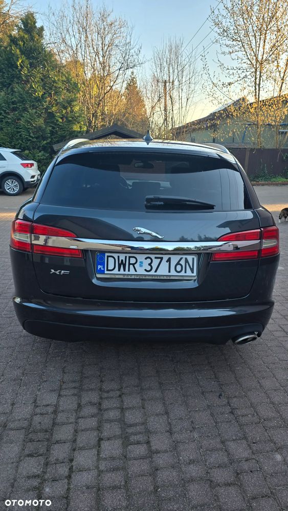 Jaguar XF - 6