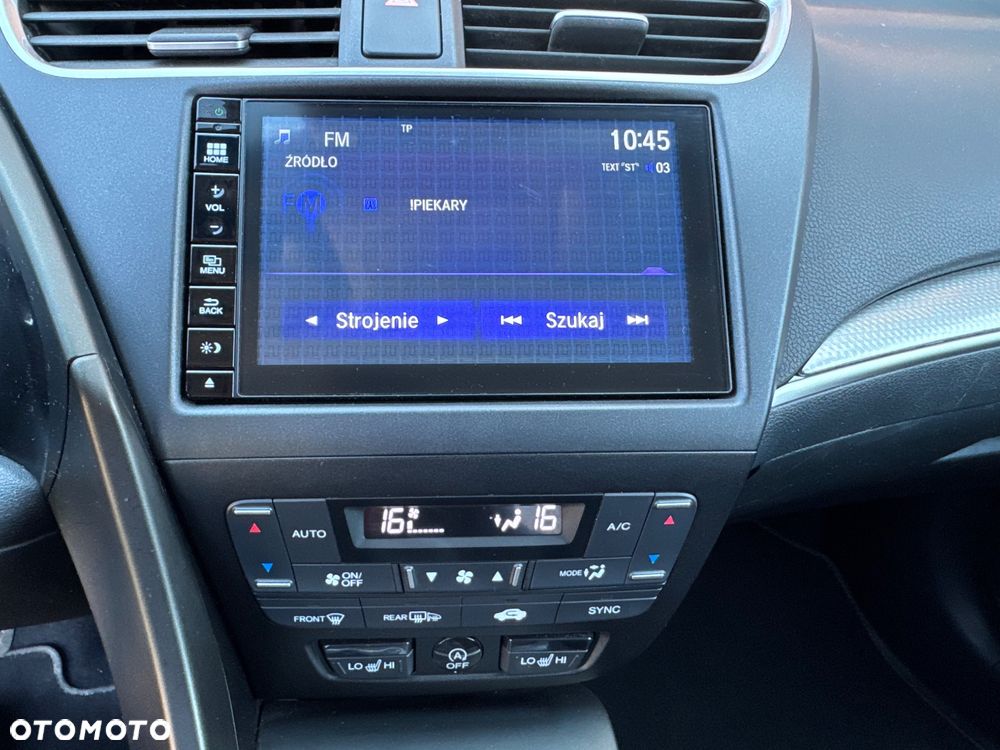 Honda Civic 1.8 i-VTEC Executive Black Edition - 23