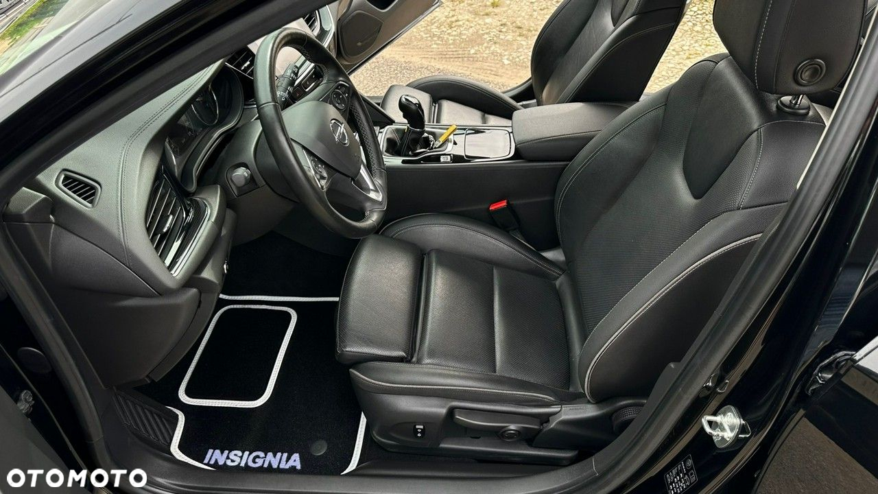 Opel Insignia - 14
