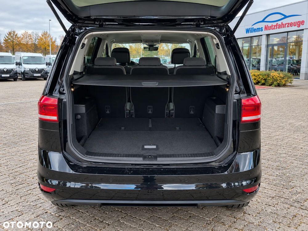 Volkswagen Touran 2024 photo 4