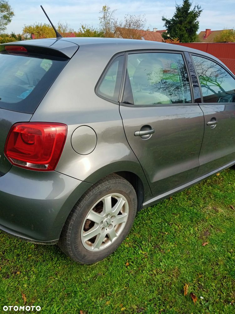 Volkswagen Polo - 8