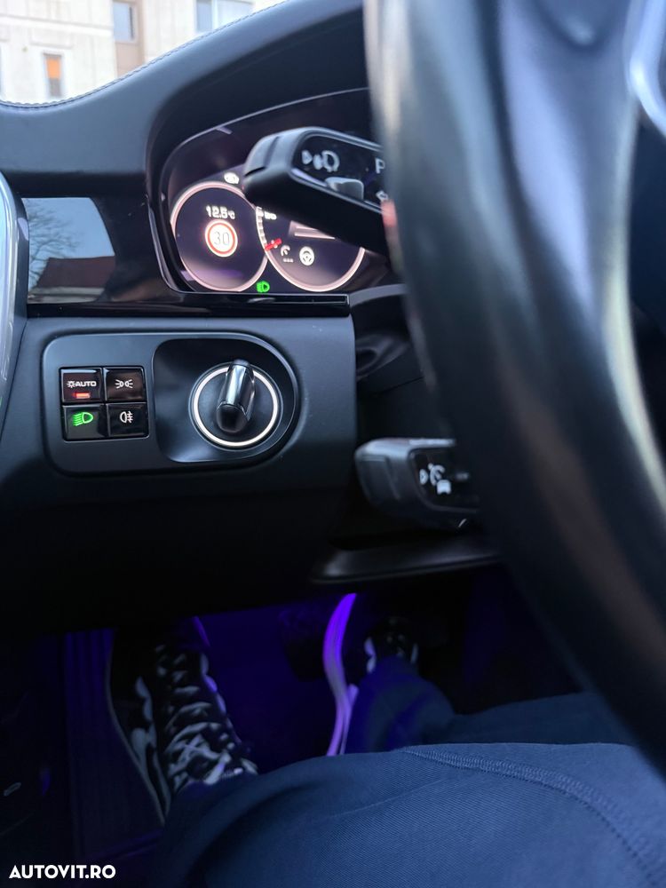 Porsche Cayenne - 10