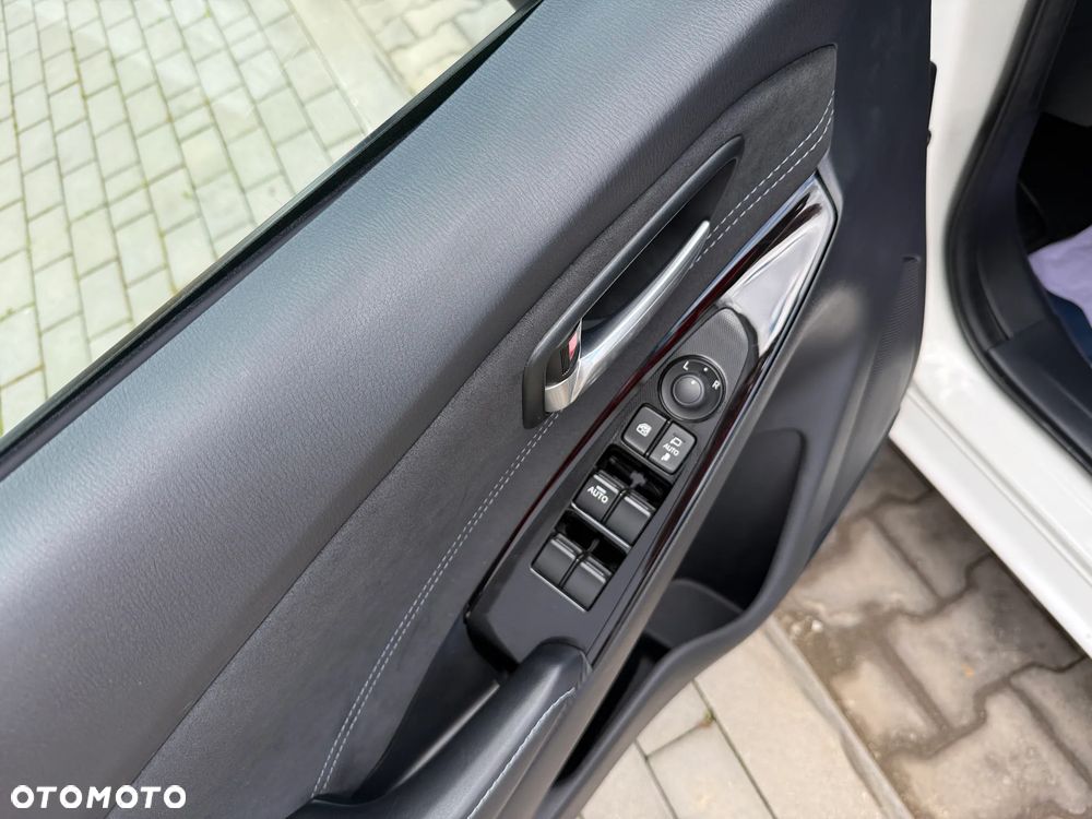 Mazda 2 1.5 Takumi - 11