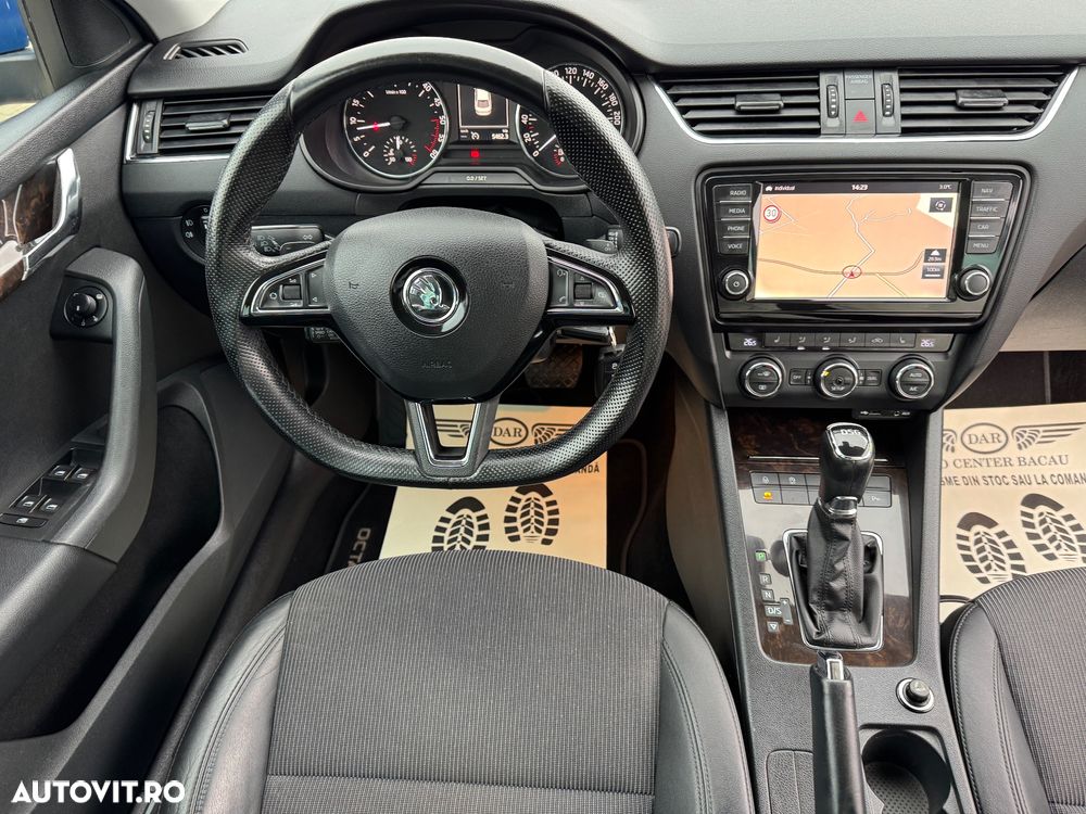 Skoda Octavia 1.6 TDI DPF DSG Sport Edition - 28