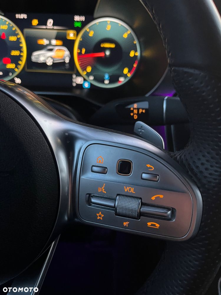 Mercedes-Benz GLC 220 d 4Matic 9G-TRONIC AMG Line - 19