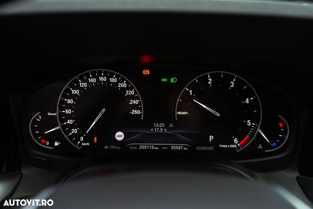 BMW Seria 3 318d Aut. - 16