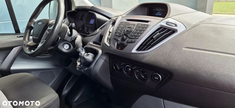Ford Transit Custom Limited - 20