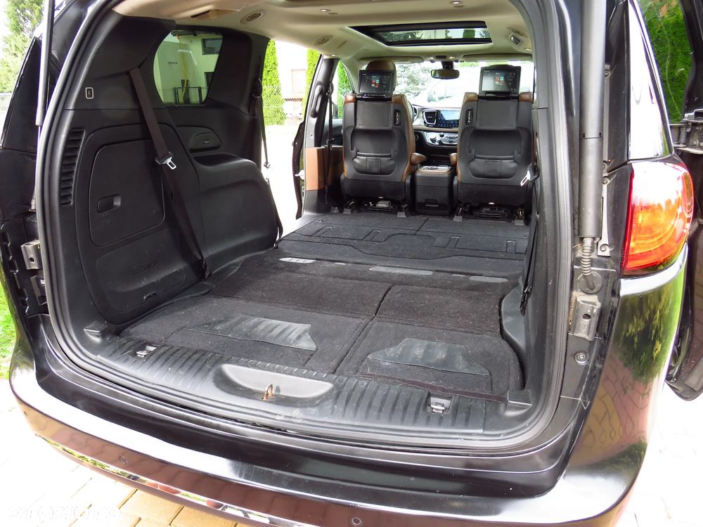 Chrysler Pacifica - 29