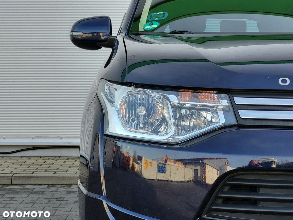 Mitsubishi Outlander - 7