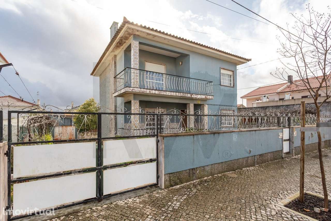 Moradia T5 | Espaço Exterior | Garagem | Varandas no Algueirão, Sintra - Grande imagem: 3/60