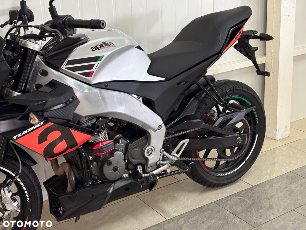 Aprilia Tuono - 8