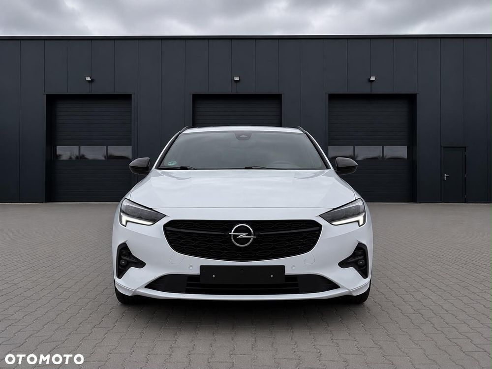 Opel Insignia - 2