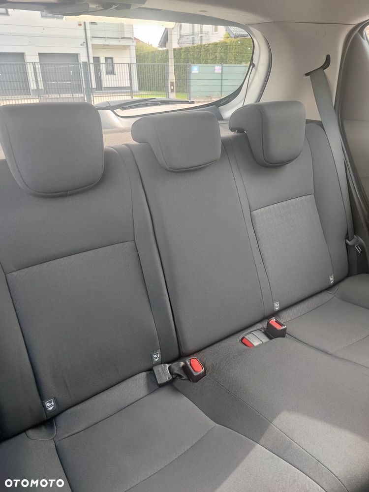 Toyota Yaris 1.5 Active - 10