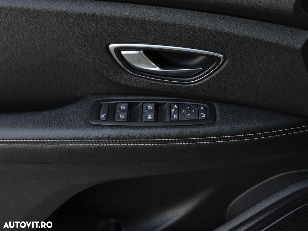 Renault Scenic TCe 140 GPF LIMITED - 23