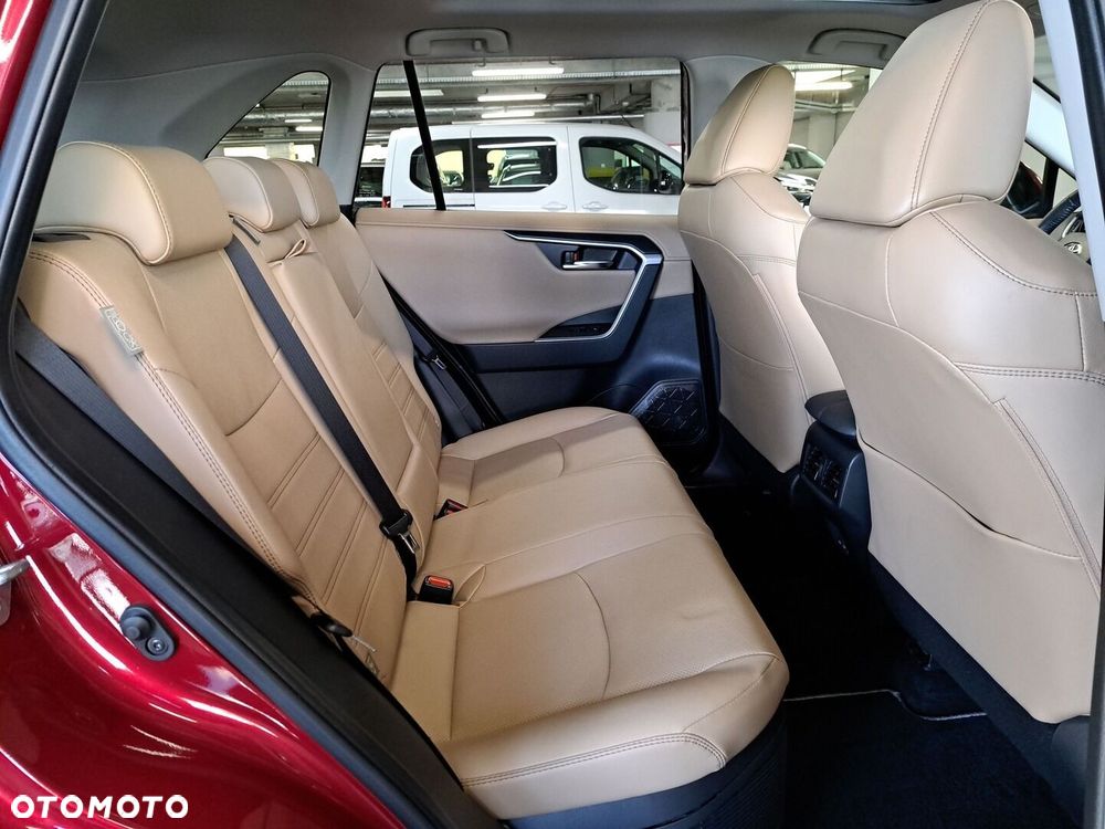 Toyota RAV4 - 17
