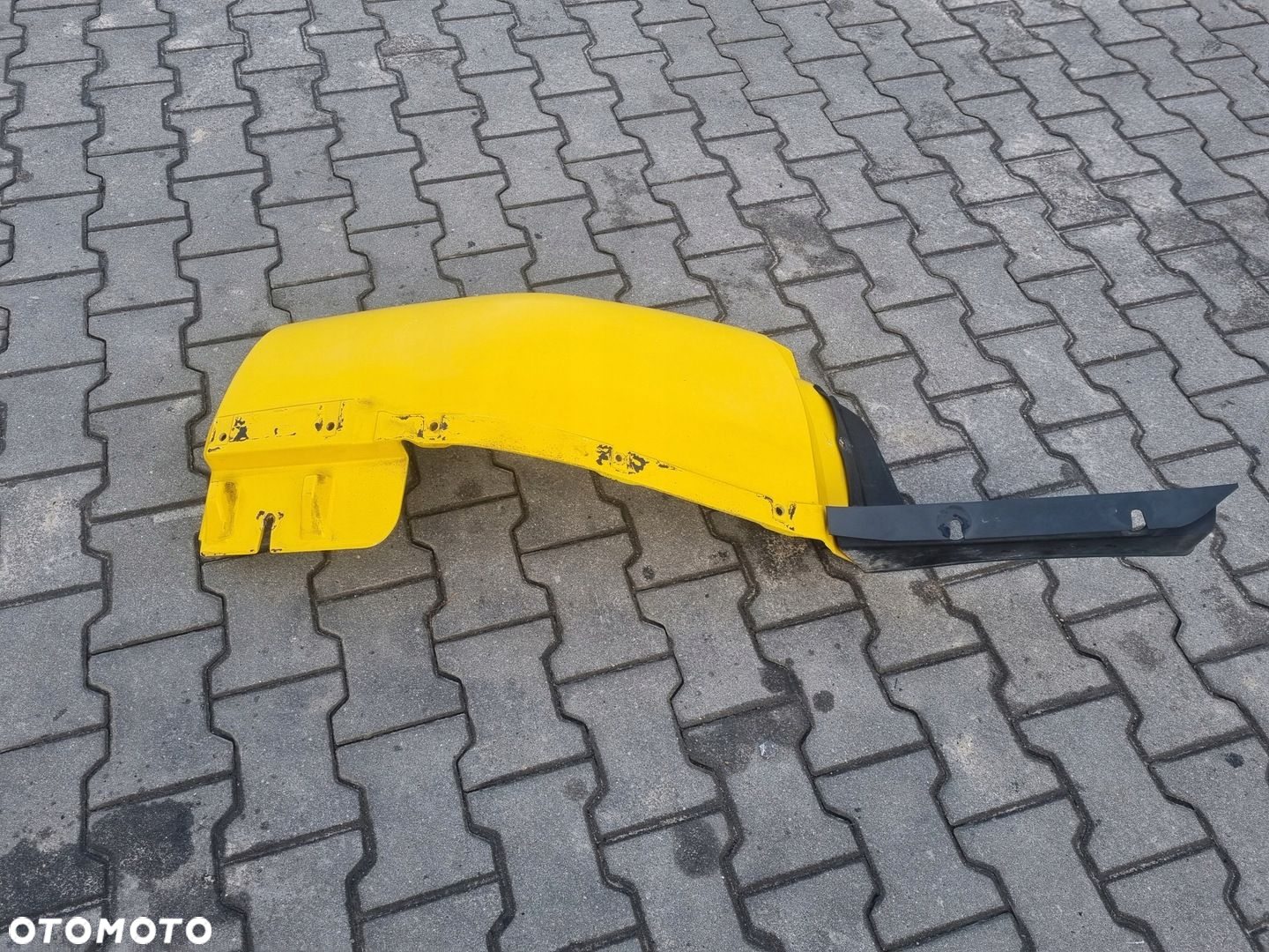 NADKOLE BŁOTNIK KABINY LEWY RENAULT MIDLUM DXI VOLVO FL R 22.5 - 2