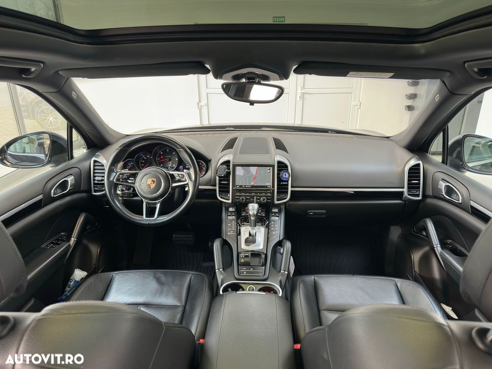 Porsche Cayenne Diesel Platinum Edition - 6