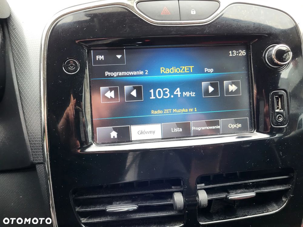 Renault Clio 1.2 16V 75 LIMITED - 28