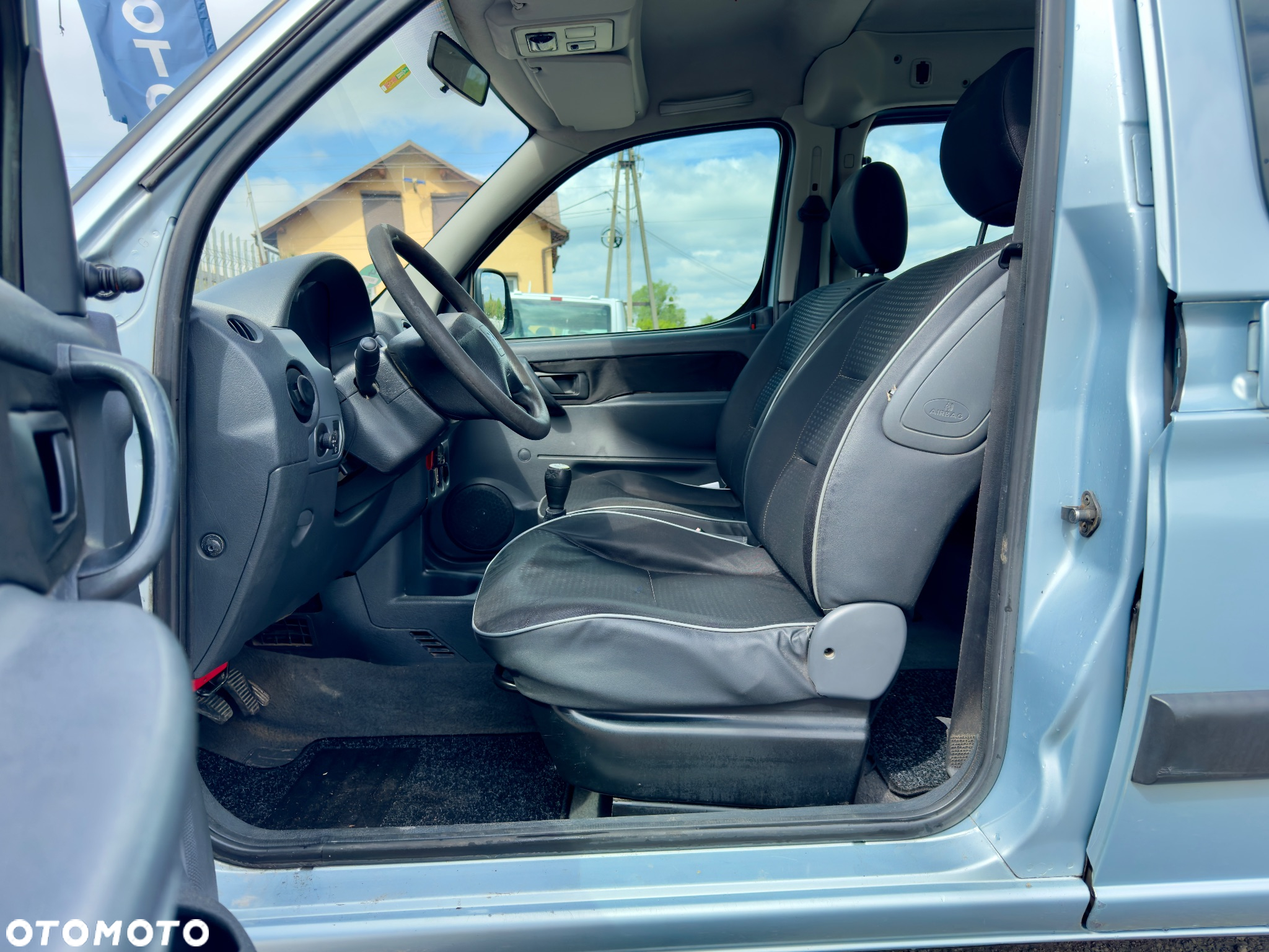 Peugeot Partner - 11