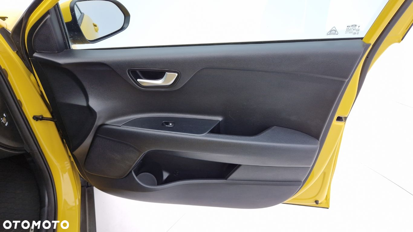 Kia Stonic 1.4 L - 19