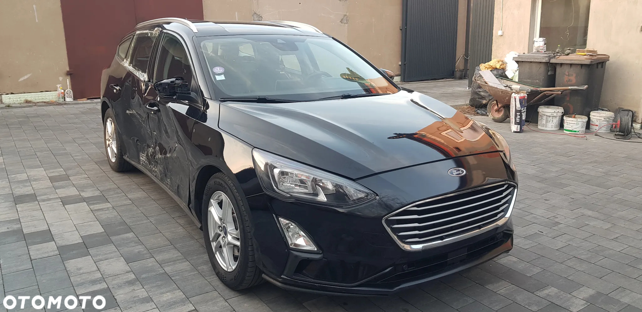 Ford Focus 1.0 EcoBoost Active Business - 4