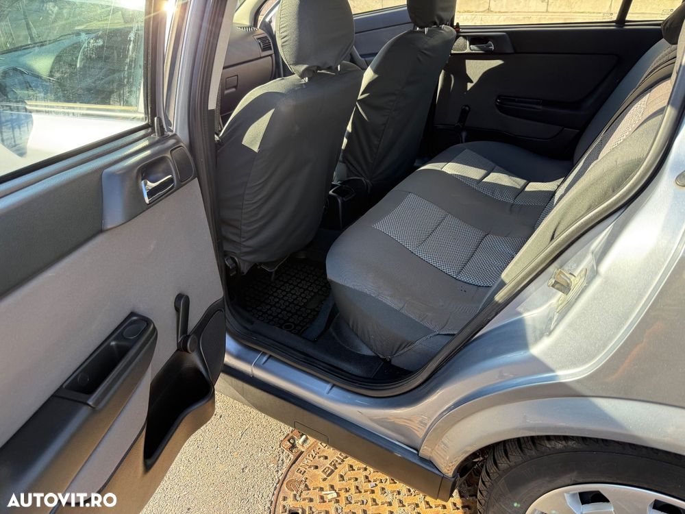 Opel Astra - 19