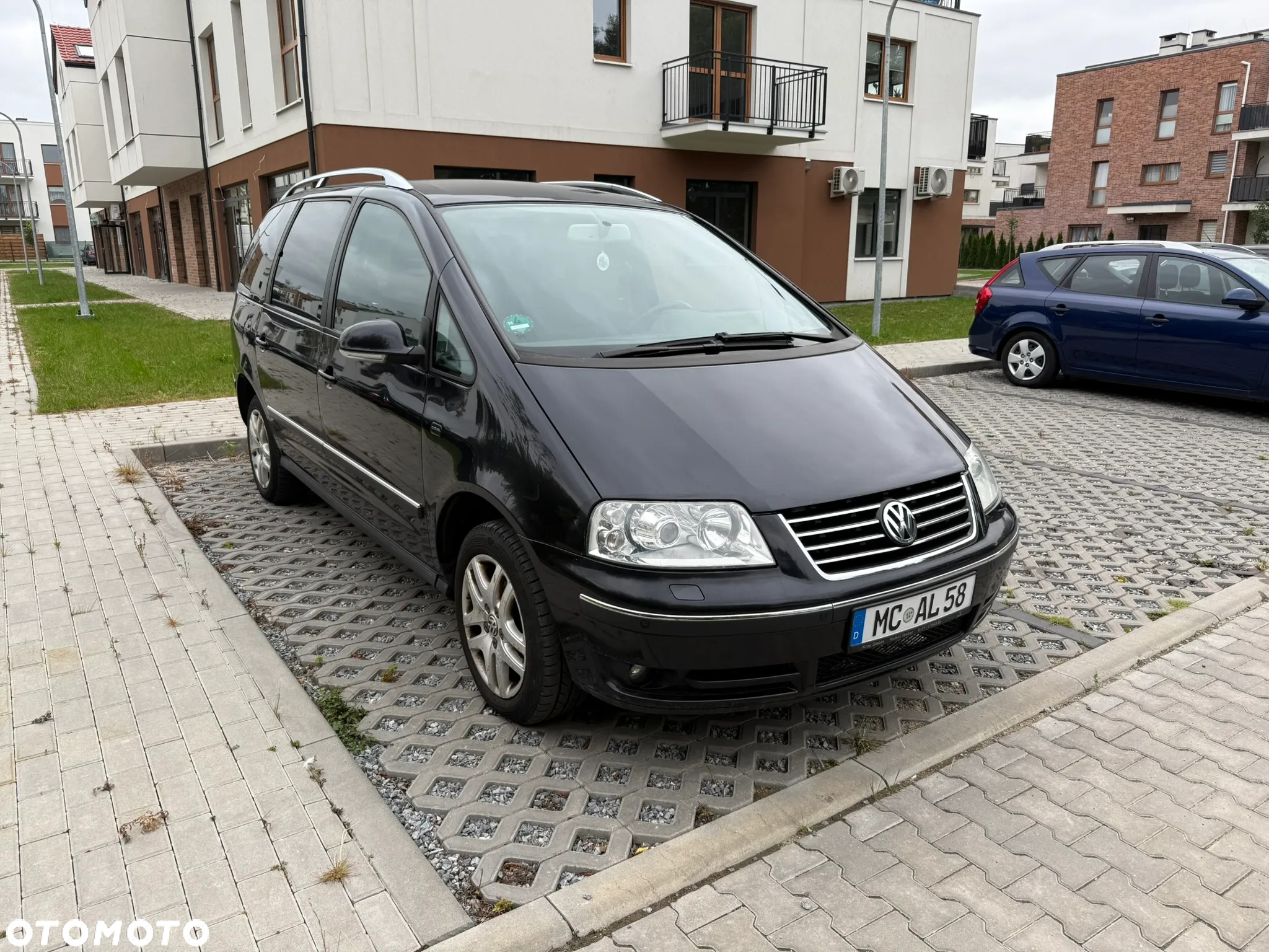 Volkswagen Sharan - 2